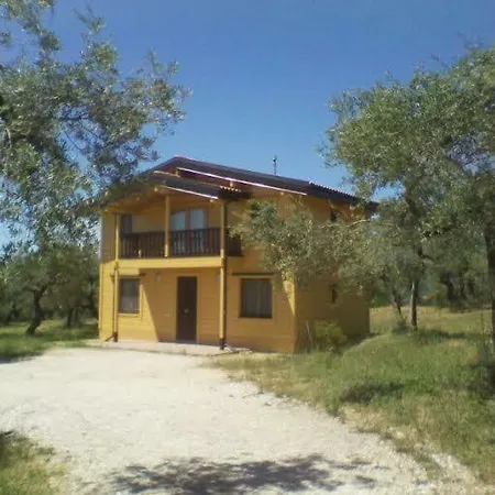 Villa Log House Loreto Aprutino